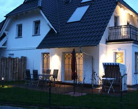 Ferienhaeuser Witt Hus בית נופש